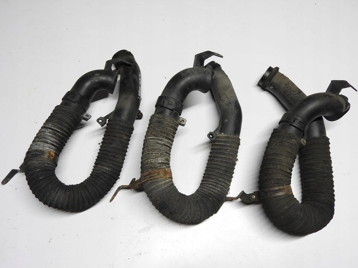 фото №7, Toyota auris i 5d 1.4 труба воздуховод воздуха