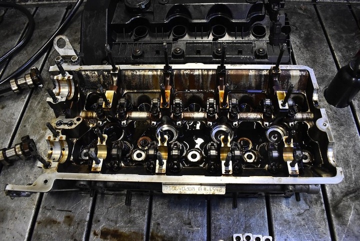 фото №16, Головка двигуна права 750640208 n62b36 bmw e65 3.6 v8 272 km 01-05