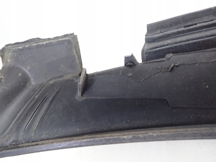 фото №9, Панель під лобовим склом audi a5 8t 8k1819403