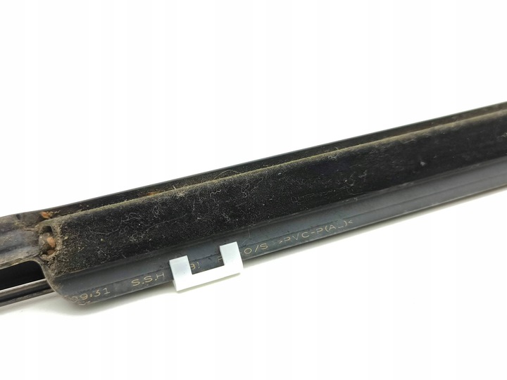 фото №6, Hyundai i30 2023 планка скла задньої