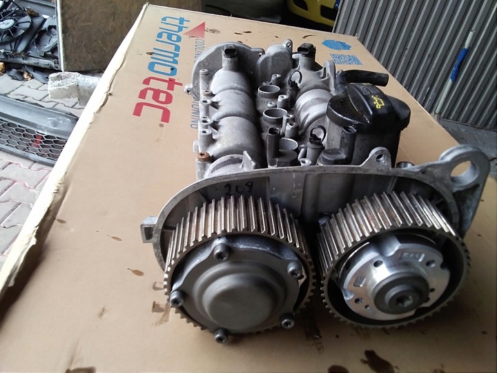 фото №3, Octavia iii 1.4 tsi защита валов распределительный вал валы 04e103479b