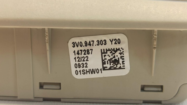 фото №5, Skoda kodiaq лампа потолок 3v0947303