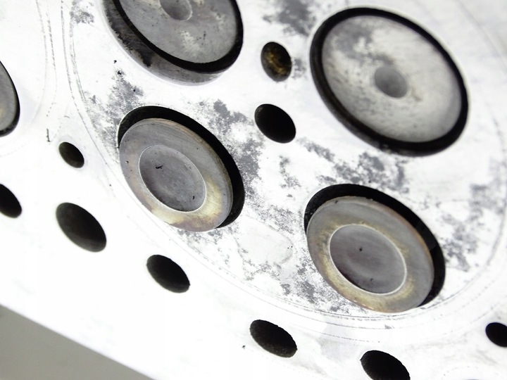 фото №13, Головка двигуна кришка вали renault trafic iii 1.6 dci 130c07962r r9m