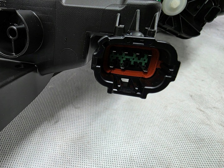 фото №14, Nissan leaf ii 2 лампа перед передняя правая линза led европа 260105sh0a