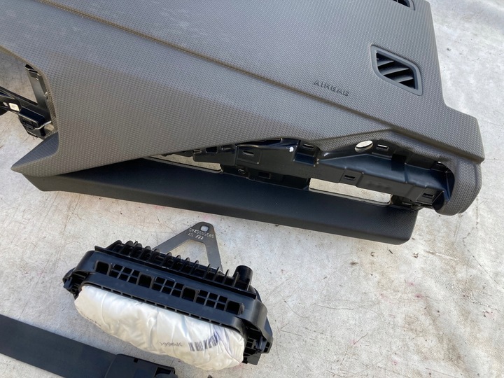 фото №7, Opel astra l 6 vi панель капот консоль подушки