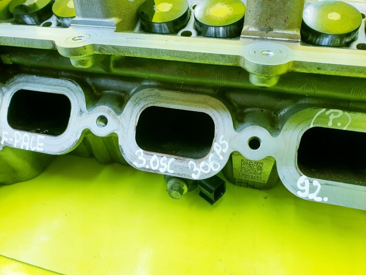 фото №14, Головка двигателя правая jaguar f-pace xj xf range rover 3.0 sc 306ps