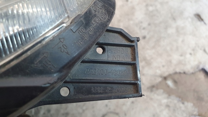фото №14, Nissan micra k13 рестайлинг лампа перед правая оригинал европа повреждённая