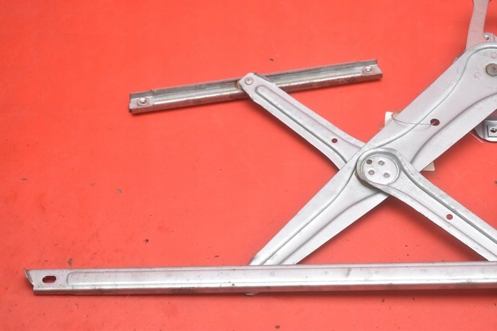 фото №8, Подъемник стекла правые перед eu 85710-0f030 toyota verso 09-13