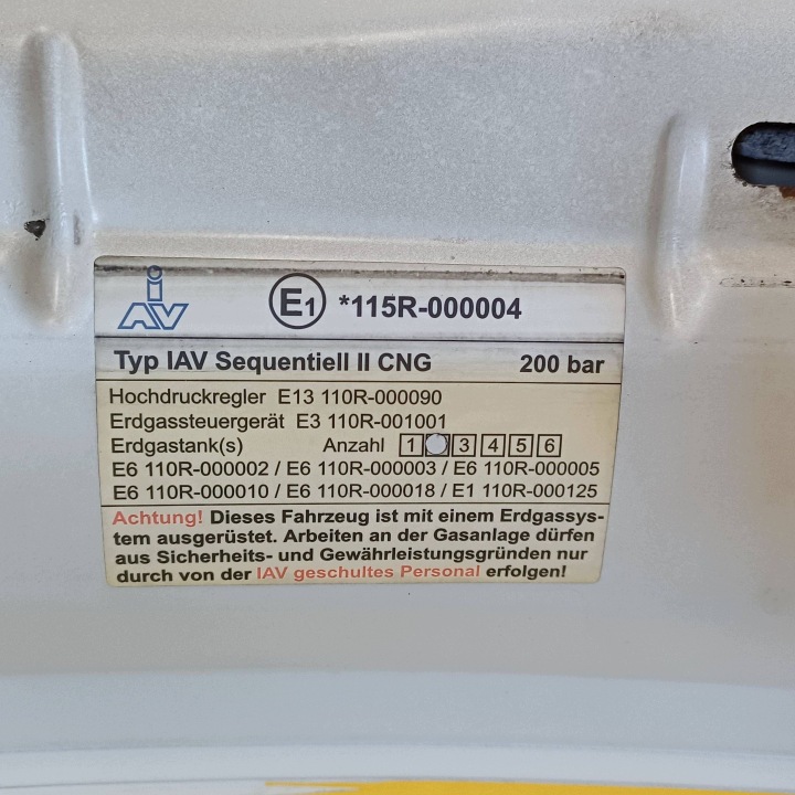 фото №14, Капот крышка двигателя vw transporter caravelle t5 nr584