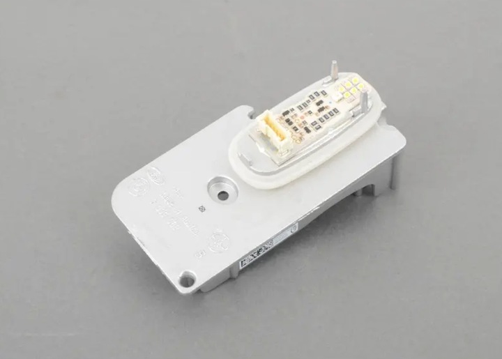 фото №1, Bmw 7 f01, f02 led поворот сигнал module unit 63117339056 7339056