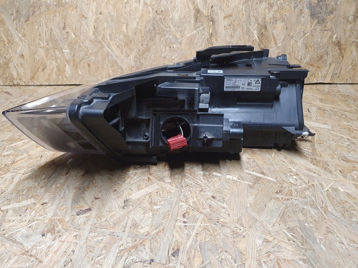 фото №8, Лампа передня права audi q3 рік 11-14