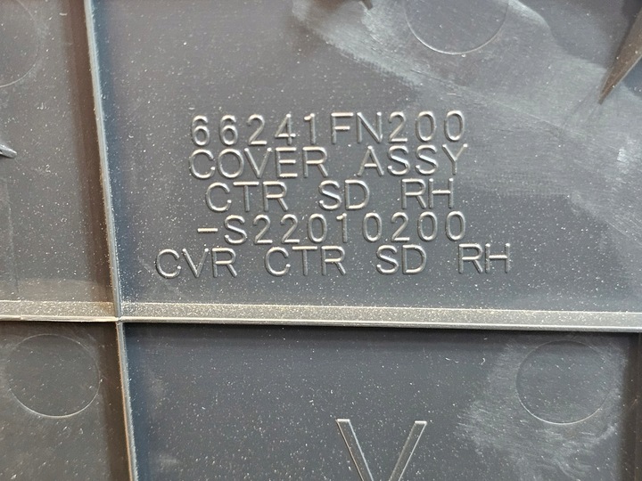 фото №13, Subaru crosstrek xv 22- туннель средний подлокотник usa