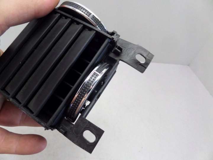 фото №4, Решётка воздуховод правая средняя vectra c signum 02-08