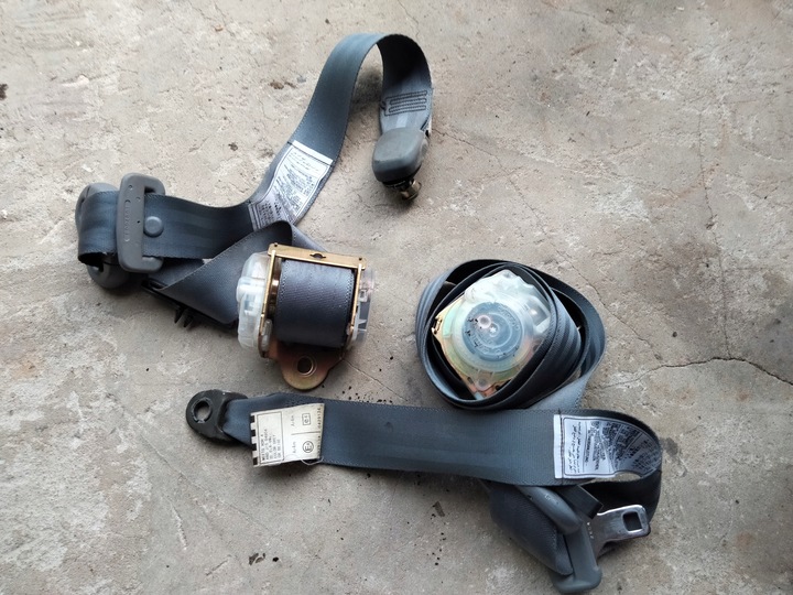 фото №1, Pas безпеки зад toyota rav4 ii 2.0 vvti 3d