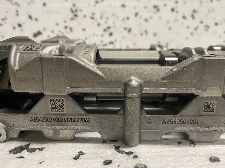 фото №8, Валы распределительный вал mercedes benz w205 w213 om654 a6540506600 a6540506800