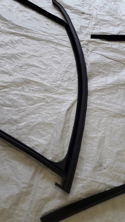 фото №5, Vw passat b6 прокладка двері перед зад рамка двері