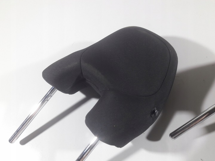 фото №11, Volvo v40 12- подголовник сиденья