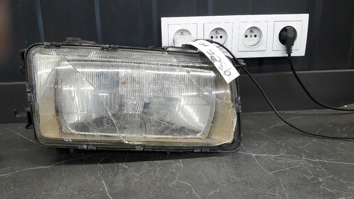 фото №1, 893941030 фара правые audi b3