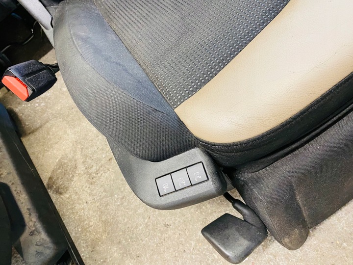 фото №6, Комплект сидінь сидіння напівшкіра прокладка c4 grand picasso ii 7 осіб #199