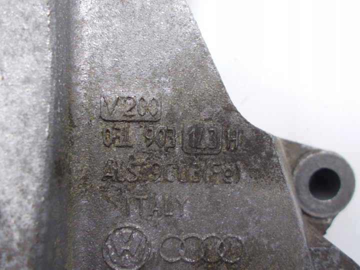 фото №6, Лапи двигателя генератора audi a4 b8 a5 03l903143h