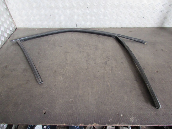 фото №1, Рамка прокладка двері праві перед ford s-max 06-10