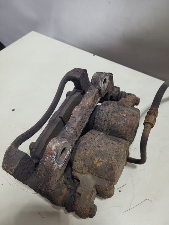 фото №7, Jeep grand cherokee wk 5-10r суппорт правые перед