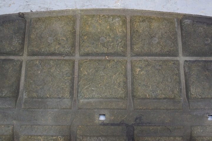 фото №12, Vw touran i шумоізоляція капота + застібки w673