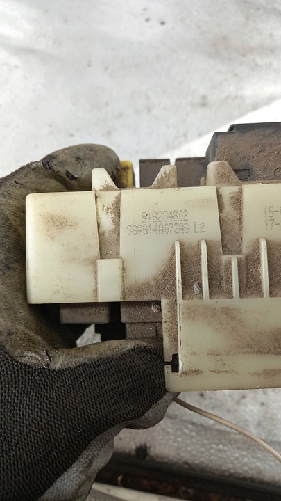 фото №4, Коробка запобіжників ford focus 99r hb