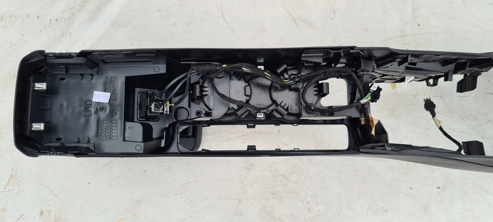 фото №10, Ford fiesta mk8 підлокітник шкіра блютуз oem