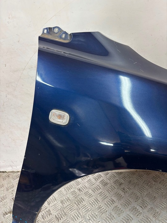 фото №6, Крыло перед переднее правый toyota avensis t25 03-