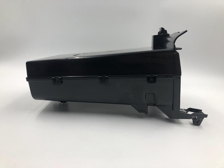 фото №6, Бардачок панелі розподільчої audi e-tron 4kl857925b