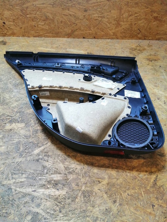 фото №2, Golf vii варіант оббивка двері праві зад 16r