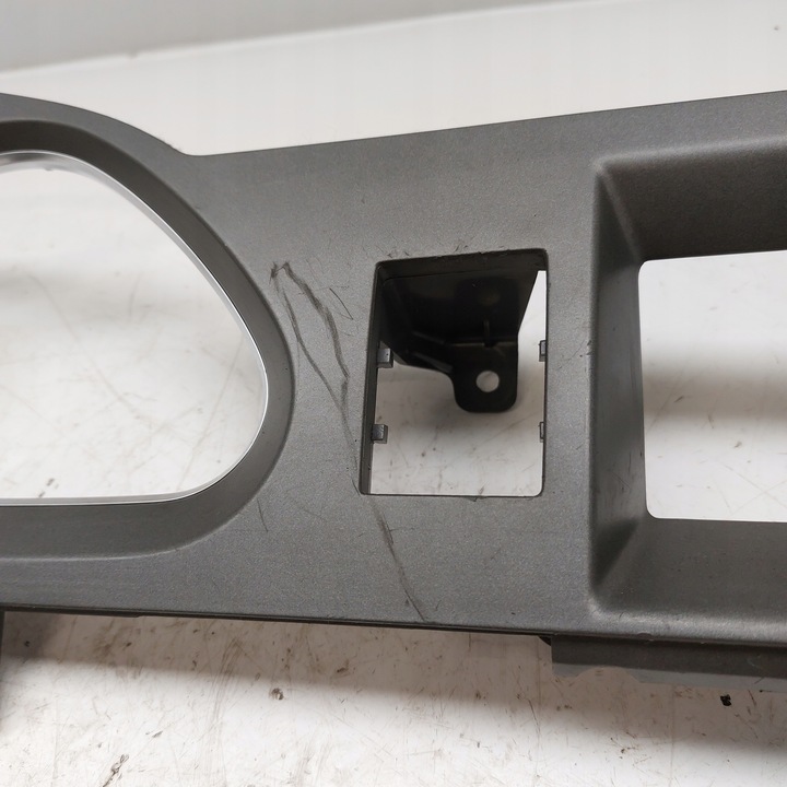 фото №5, Audi a6 c6 рамка корпус рамка спидометра 4f1857115