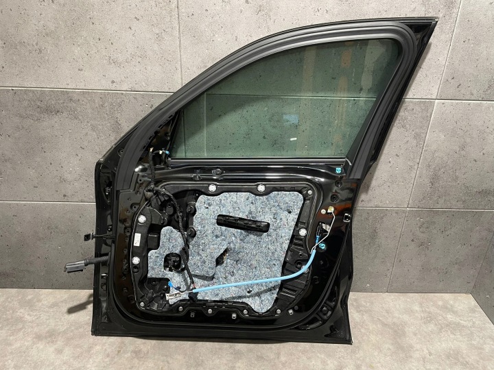 фото №8, Комплектные дверь передние правое перед bmw x7 g07 lci 5km цвет 475