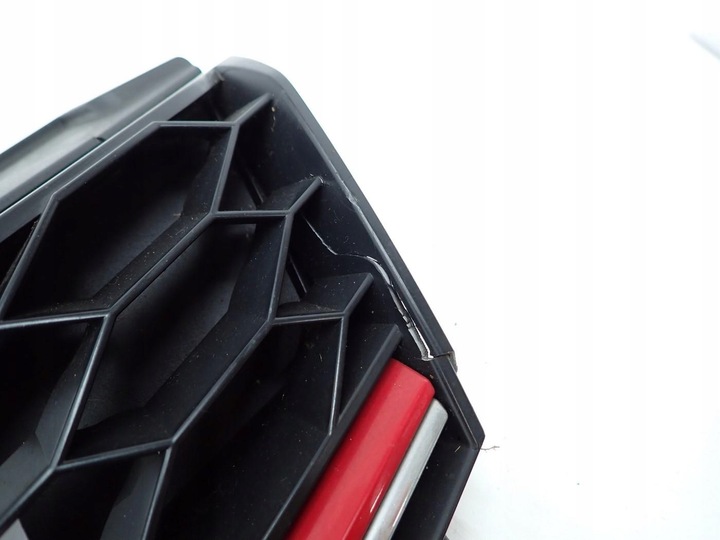 фото №11, Решётка радиатора решётка радиатора решётка бампера 5g0853651 оригинал vw golf 7 vii gti 15r