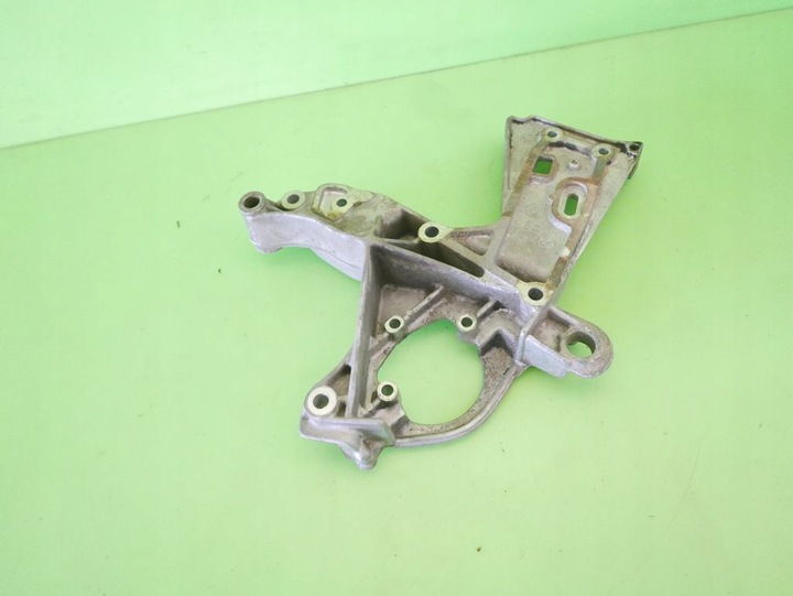 фото №7, Лапи кронштейн генератора fiat brava i 1.4 12v 95-