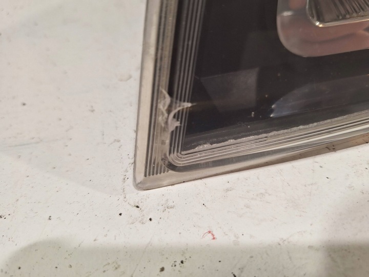 фото №8, Лампа зад права 265500008r renault megane iii купе 09-