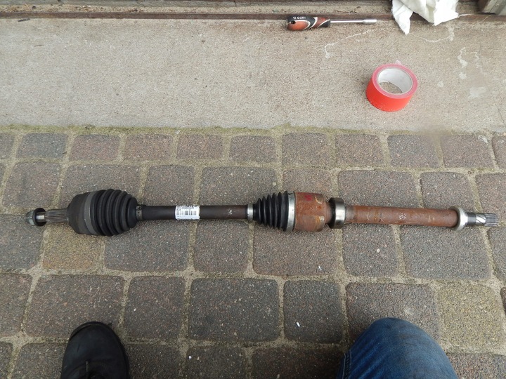 фото №1, Піввісь права renault clio v 1.5 dci 391009804r