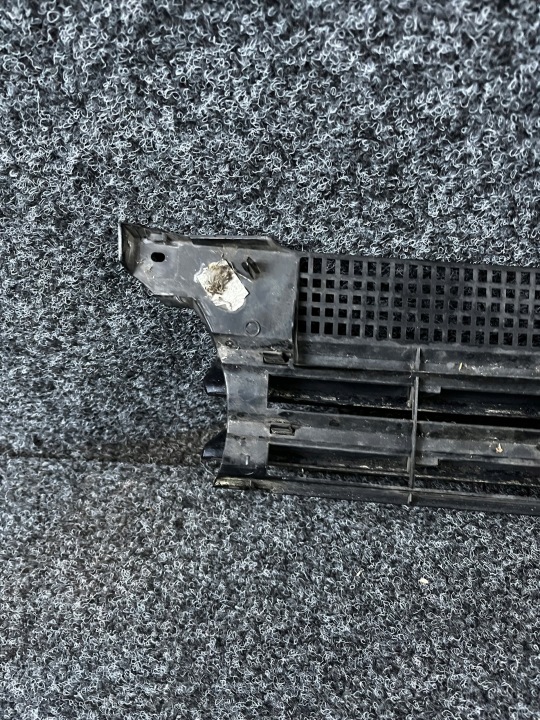 фото №8, Решітка радіатора решітка радіатор vw golf iv 1j0853655d