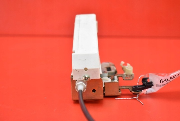 фото №6, Замок двері праві перед переднє eu 95gba219a64be ford scorpio mk2 94-98