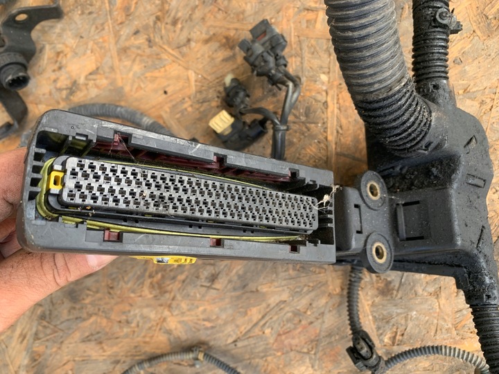 фото №9, Установка mercedes actros mp4 a4711505933 джгут