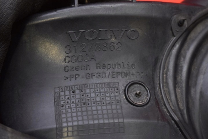 фото №8, Кришка заливання пального білий суцільний 31416065 volvo v40 2 ii 5d hb 12-16