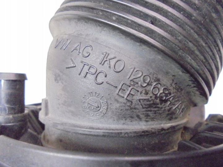 фото №2, Passat b6 корпус фільтра 1k0129601cj 1,4tsi