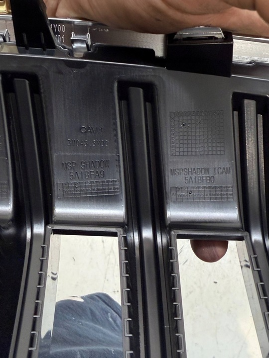 фото №9, Bmw 3 g20 g21 2022 маскувальна накладка / решітка радіатора / решітка верхня радіатор