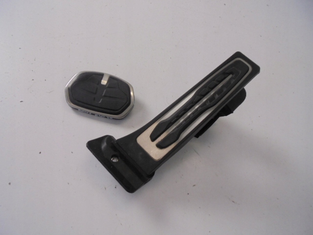 фото №1, Педаль газа накладка bmw серии 1 f40 2019-