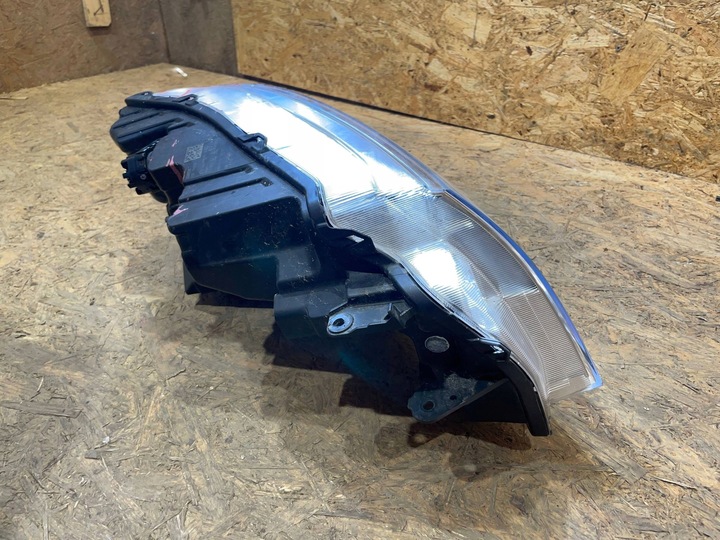 фото №7, Suzuki vitara iii 3 ly рестайлинг 24- лампа левая перед передняя полный led