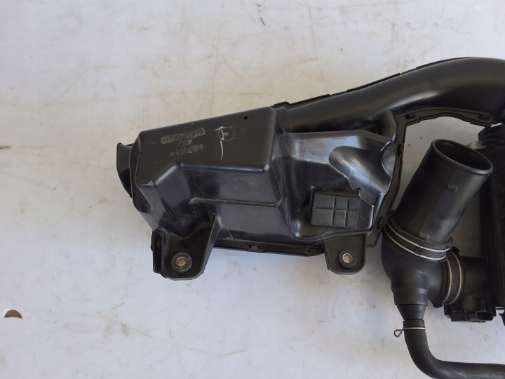 фото №6, Auris ii 1.8 гібрид корпус фільтра повітря 17750-0t010 17705-0t060