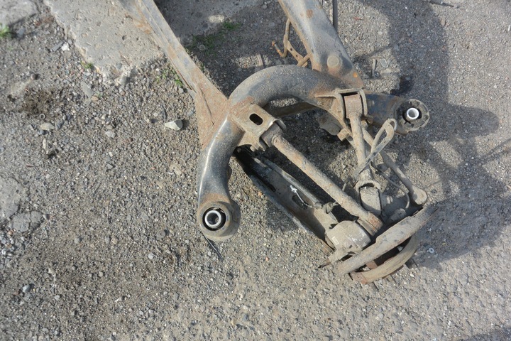 фото №12, Подрамник тележка балка поворотный кулак ступица зад kpl 3.5 v6 lexus gs iii 450h mk3