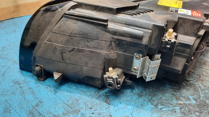 фото №9, Фара правый 31214571 ксенон volvo c30 06-12r