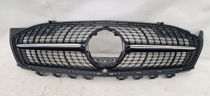 фото №1, Mercedes cla 118 amg diamond решётка решётка радиатора